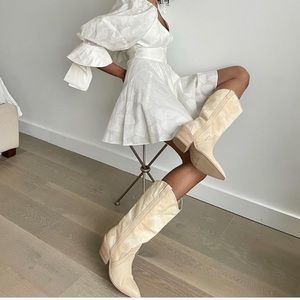New without box Dolce Vita off white boots